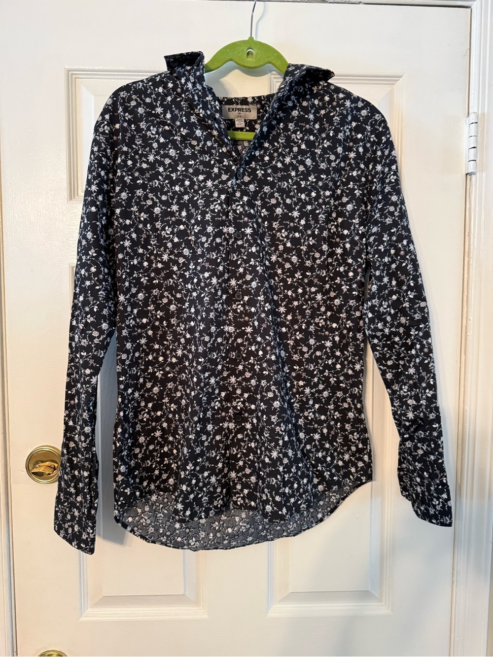 Express Black and White Floral Slim Button-Down Shirt